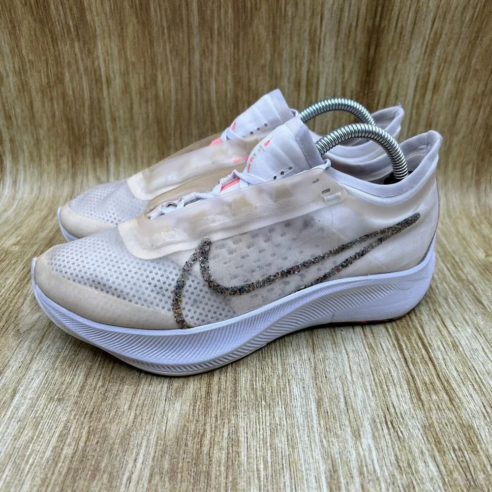 Nike Zoom Fly 3 AW‎ Women's Size 6 White Lava Glow Shoes Sneakers BV7780-100